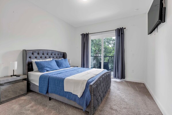 1 habitación, tabla de planchar con plancha, wifi y ropa de cama