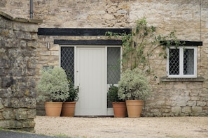 Exterior detail - Charming cottage 2 miles from Bath City Centre (Batheaston)