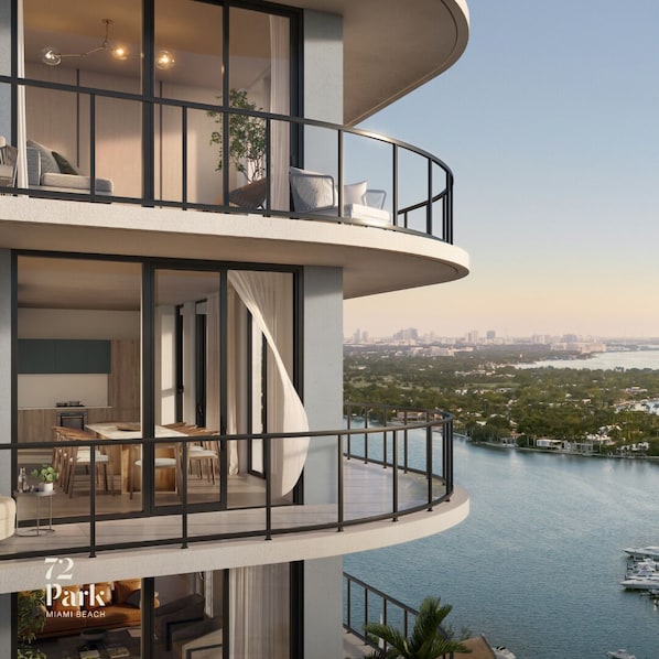 Espacio para trabajar con laptop, wifi gratis y ropa de cama