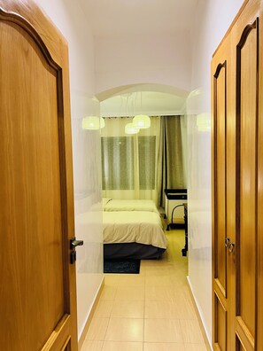 2 bedrooms, iron/ironing board, WiFi, bed sheets - Cosy Family Apartment (Marrakech)