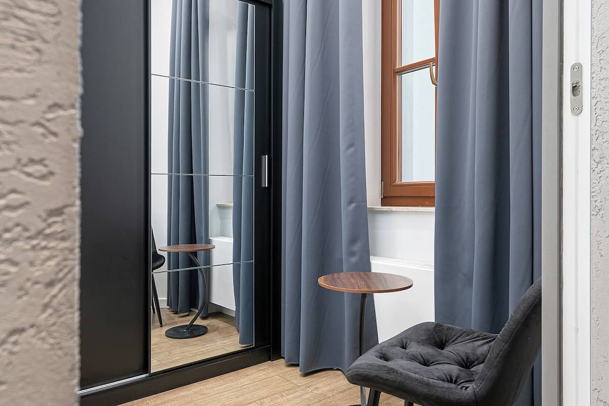 City Apartment | 1 bedroom, iron/ironing board, free WiFi, bed sheets