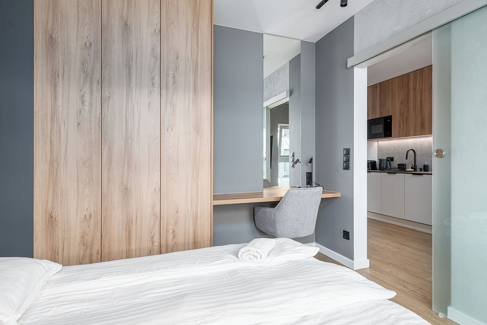 City Apartment | 1 bedroom, iron/ironing board, free WiFi, bed sheets