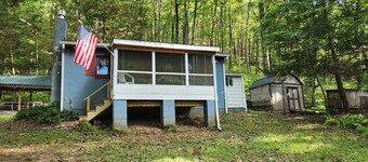 Private rustic cabin in New Ringgold