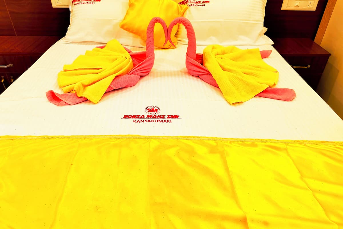 Standard Double or Twin Room, Pool View | Free WiFi