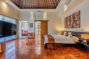 4 bedrooms, iron/ironing board, WiFi, bed sheets - Panatai Villa - Four Bedroom Villa, Sleeps 9 (Denpasar Selatan)