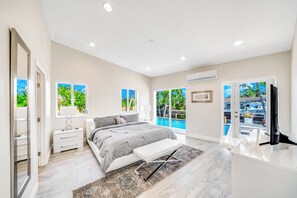 4 Schlafzimmer, Bügeleisen/Bügelbrett, Reisekinderbett, kostenloses WLAN