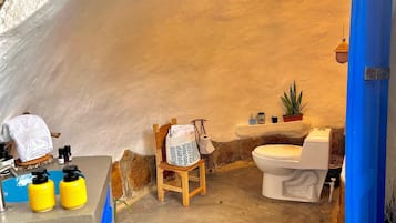 Exclusive Double Room, Mountain View | Bathroom | Towels, soap, shampoo, toilet paper