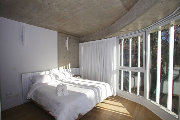 1 soverom, internettilgang og sengetøy