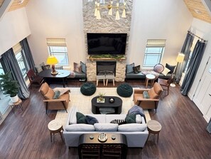 TV connectée, cheminée