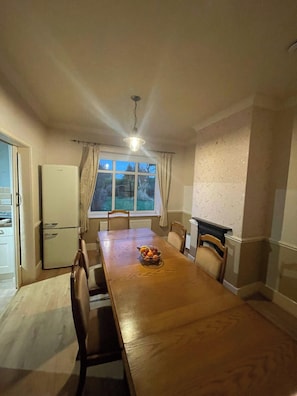 Dining - Charming Home in Huddersfield w/ Parking Petsok (Huddersfield)