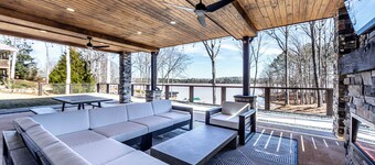 Modern Magnolia: Stunning New 5BR Lakefront w/ Top Amenities! Sleeps 14