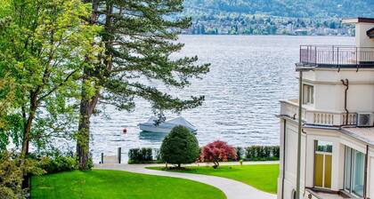 Spacious Duplex apartment with fantastic lake view just 5 minutes from Zurich