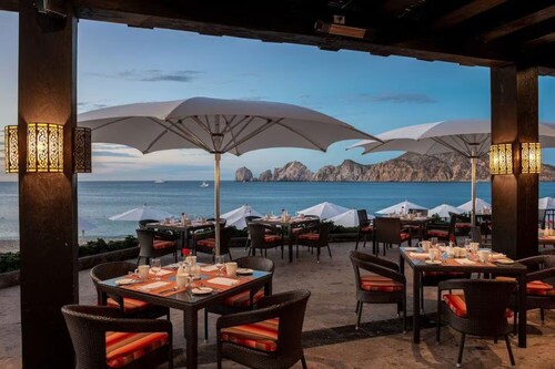 Cabo Condo Residences - 10 minutes from the beach