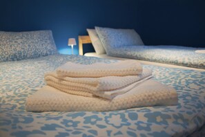 2 habitaciones, wifi gratis y ropa de cama 