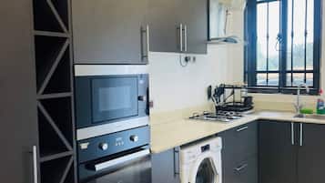 Microwave, stovetop, dishwasher
