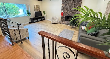 Spacious 4-bedroom, 1-office villa in Willow Glen San Jose