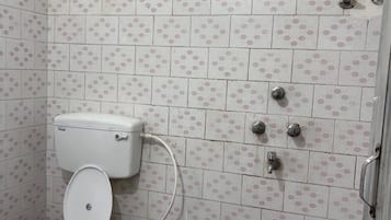 Double Room, Balcony, City View | Bathroom