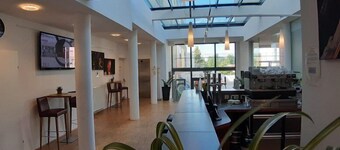 슈타트호텔 바이도펜 안 데어 타야