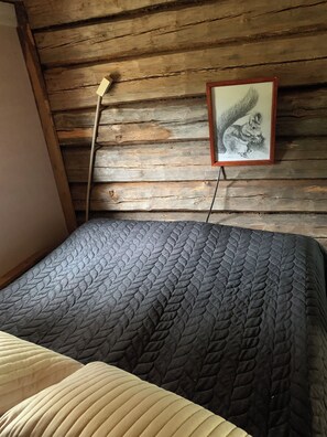 2 bedrooms, WiFi, bed sheets - Log cabin in Dalarna near Siljan 15 km from Grönklitt ski resort - 3-5 pers (Dalarnas län)
