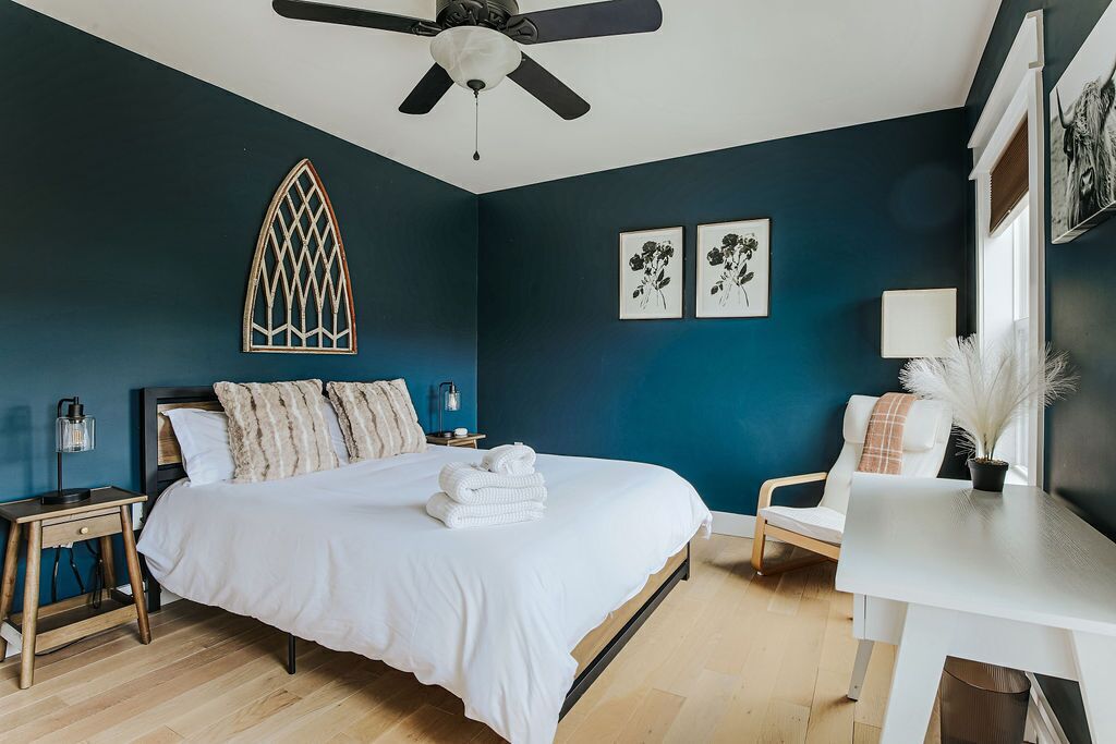 3 bedrooms, WiFi (free), bed sheets