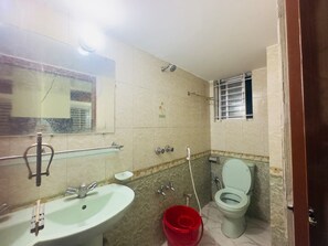 Free toiletries, slippers, towels, toilet paper