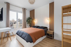 3 bedrooms, travel cot, WiFi, bed sheets - Elegant and comfortable apartment in Rouen city center (Rouen)