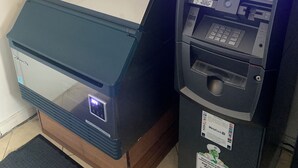 시설 내 ATM/은행