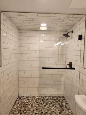 Bathroom - Domino Motel (North Bergen)
