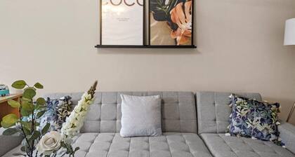 Welcoming 3 Bed house Sleeps 6, with Parking