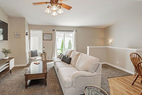 Spacious Retreat: Hot Tub, Game Room & Theater!