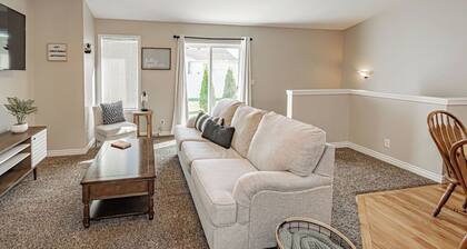 Spacious Retreat: Hot Tub, Game Room & Theater!