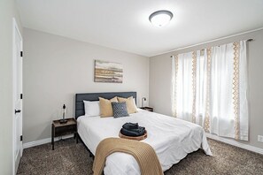 6 dormitorios, tabla de planchar con plancha, wifi gratis y ropa de cama