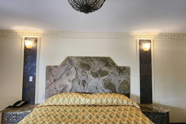 Standard Single Room, 1 Bedroom | Bed sheets