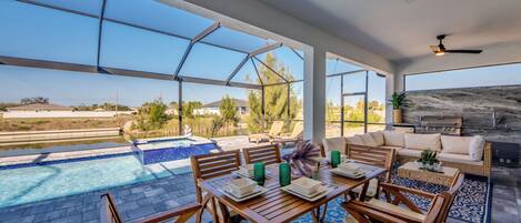 Outdoor dining