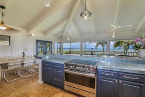 House, Smoking | 3 bedrooms - Anini Oasis in Kilauea (Kilauea)
