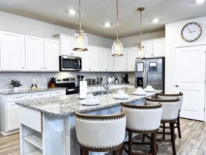 Fridge, microwave, oven, stovetop - Last Minute Disney Getaway! Luxury Villa with Private Pool & Game Room. Book Now! WIR68 (Orlando)