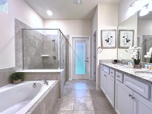 Hair dryer, towels - Last Minute Disney Getaway! Luxury Villa with Private Pool & Game Room. Book Now! WIR68 (Orlando)