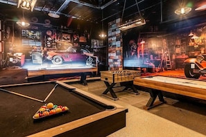 Games room - Last Minute Disney! Private Pool, Hot Tub, Game Room & Themed Bedrooms. Book Now! #121933 (Orlando)