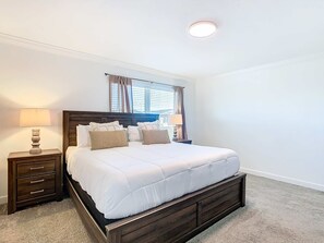 4 slaapkamers, een strijkplank/strijkijzer, wifi, beddengoed
