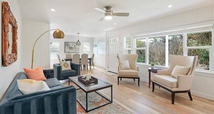 Coastal Palm Haven - With Hot Tub