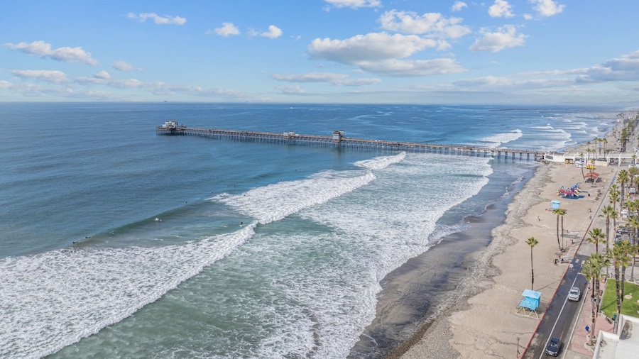 Rooftop Home With Ocean View Private Parking
