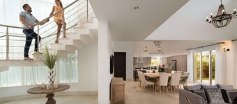 Lifestyles Resort Villa 7-Bedroom All Inclusive {White Bracelet} Puerto Plata
