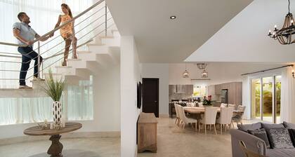 Lifestyles Resort Villa 7-Bedroom All Inclusive {White Bracelet} Puerto Plata