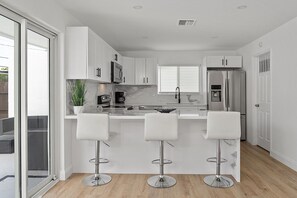 3 habitaciones y acceso a internet