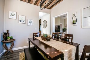 House - Bristol Abode (Bristol)