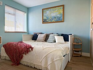 2 soverom, strykejern/-brett, wi-fi (inkludert) og sengetøy