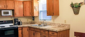 Cowtown Haven (Easy Access!)