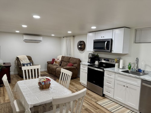 Sweet Dreams: Easy Access w/Attached Garage