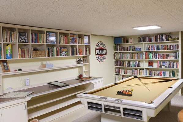Spielezimmer