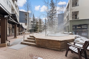 Apartment (1 Bedroom) | Exterior - Silver Mill #8309 (Keystone)